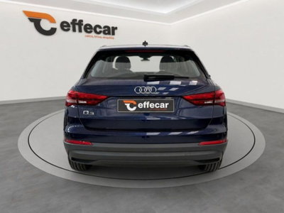 Audi Q3 35 TDI quattro S tronic Business (5)
