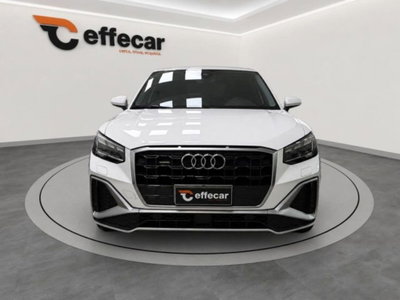 Audi Q2 Q2 35 TDI quattro S tronic Identity Black (2)