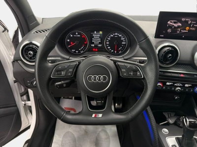 Audi Q2 Q2 35 TDI quattro S tronic Identity Black (8)