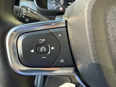 Volvo XC40 T4 Recharge Plug-in Hybrid automatico Core (17)
