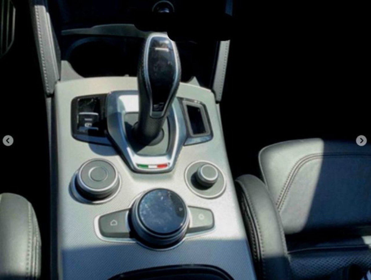 Alfa Romeo Stelvio Stelvio 2.2 Turbodiesel 210 CV AT8 Q4 Veloce (15)