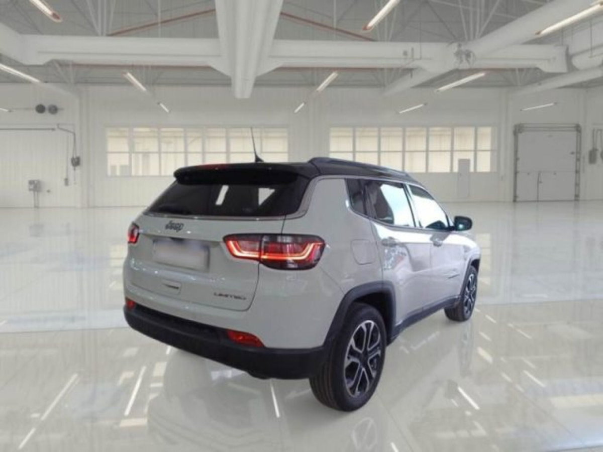 Jeep Compass 1.6 Multijet II 2WD Limited (2)