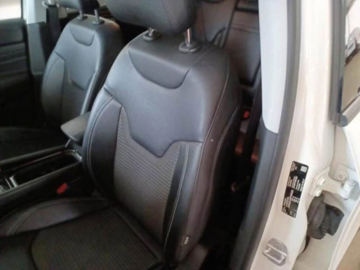 Jeep Compass 1.6 Multijet II 2WD Limited (9)
