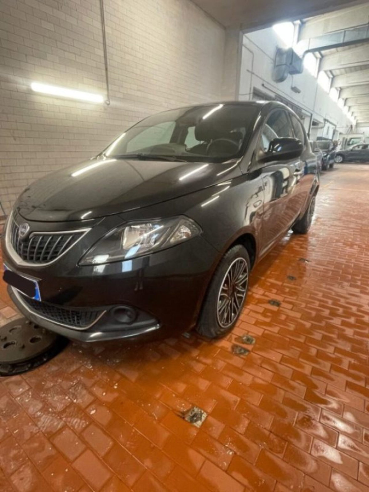 Lancia Ypsilon 1.0 FireFly 5 porte S&S Hybrid Silver Plus