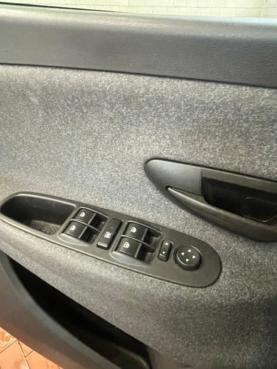 Lancia Ypsilon 1.0 FireFly 5 porte S&S Hybrid Silver Plus (11)