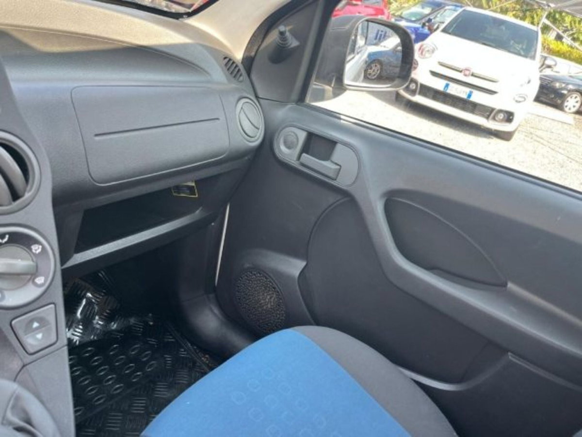 Fiat Panda 1.2 Emotion (2)