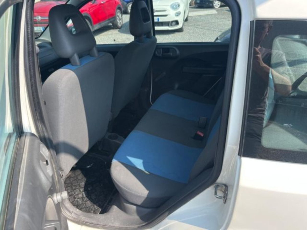 Fiat Panda 1.2 Emotion (3)