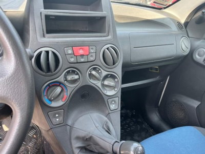 Fiat Panda 1.2 Emotion (5)