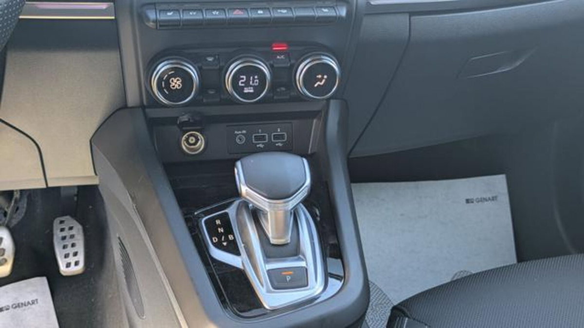 Renault Arkana Hybrid E-Tech 145 CV Engineered (11)