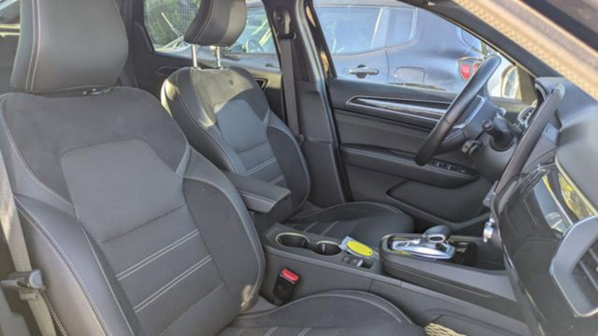 Renault Arkana Hybrid E-Tech 145 CV Engineered (8)
