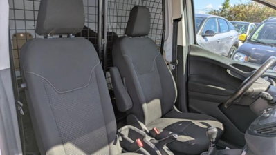 Ford Transit Courier 1.5 TDCi 75CV  Trend (10)