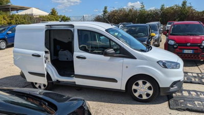 Ford Transit Courier 1.5 TDCi 75CV  Trend (3)