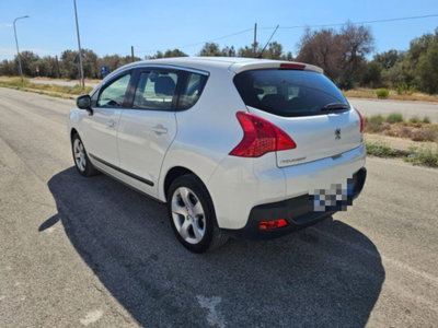 Peugeot 3008 2.0 HDi 150CV Outdoor (7)