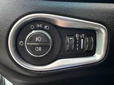 Jeep Renegade 1.6 Mjt 120 CV Limited (10)
