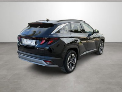 Hyundai Tucson 1.6 crdi 48V Business 2wd dct (4)
