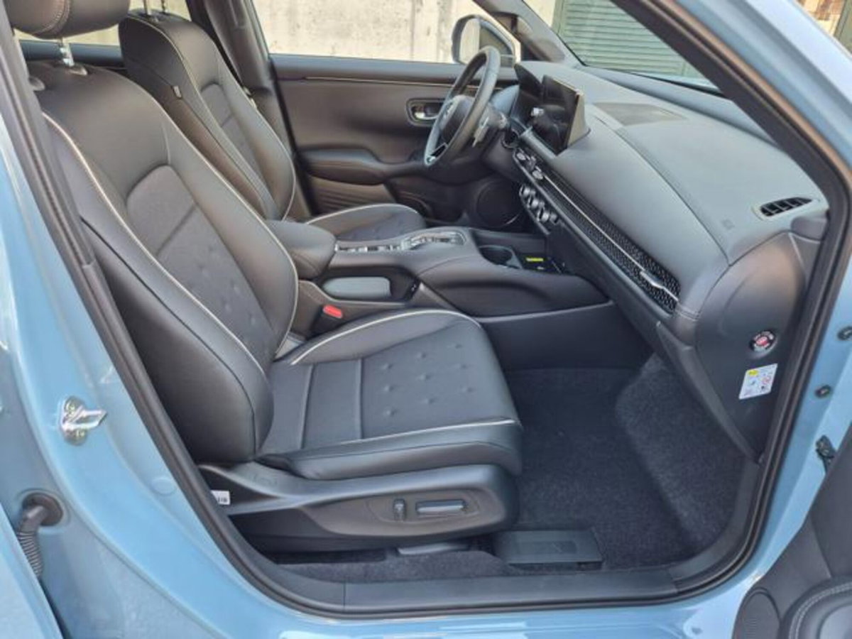 Honda ZR-V 2.0 hev Sport (11)