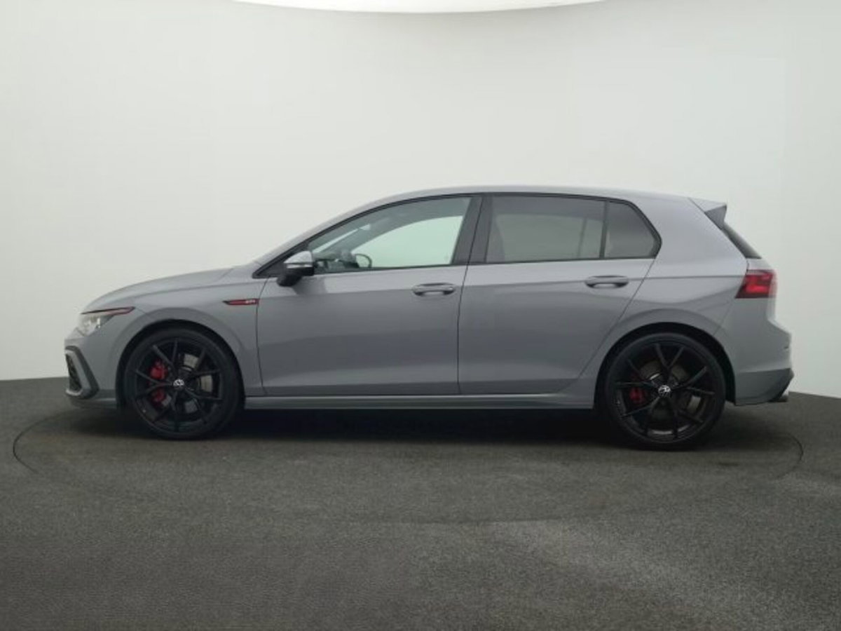 Volkswagen Golf 2.0 TSI GTI DSG (2)