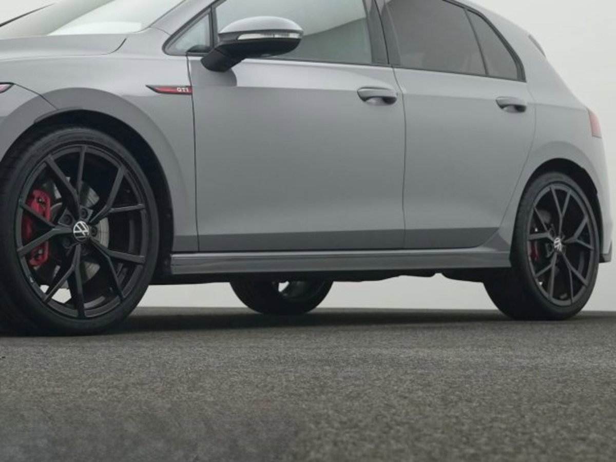 Volkswagen Golf 2.0 TSI GTI DSG (3)