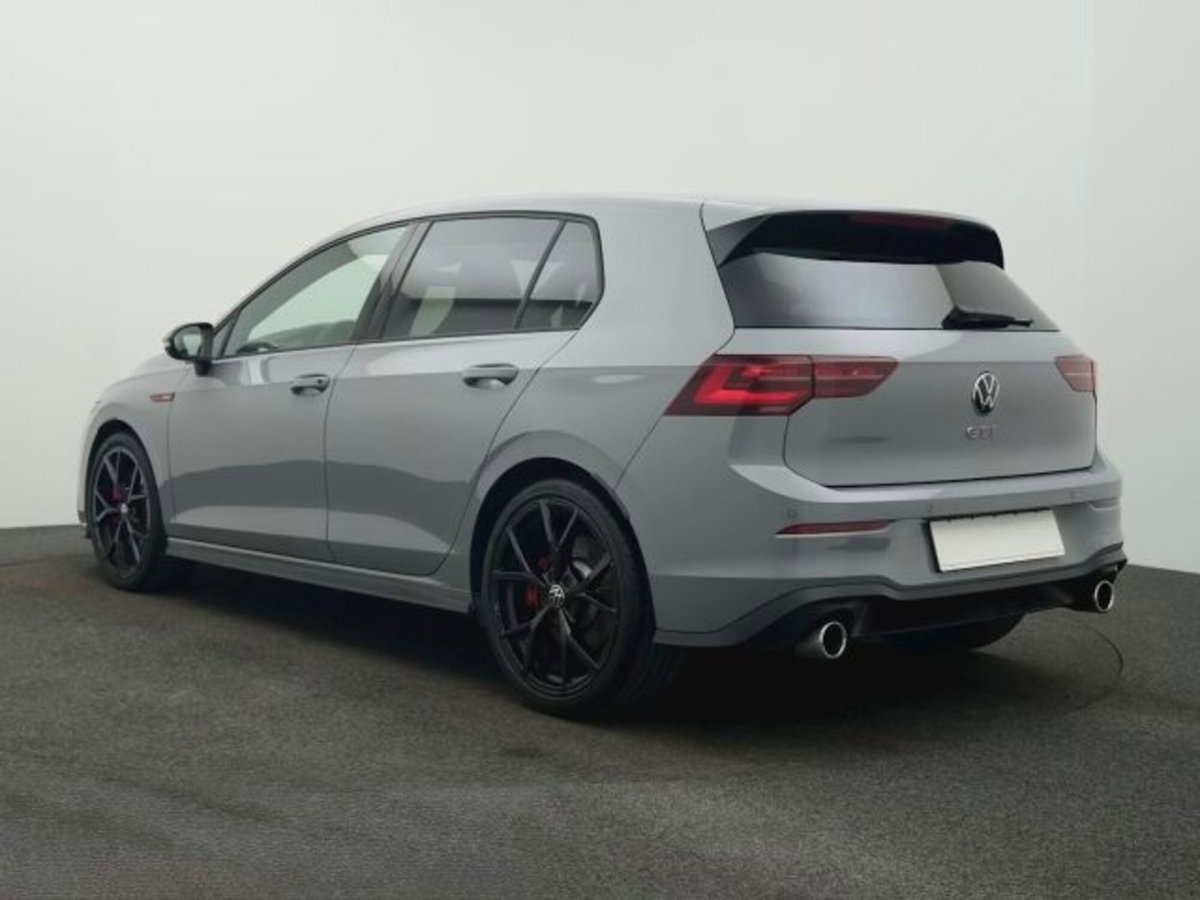 Volkswagen Golf 2.0 TSI GTI DSG (4)