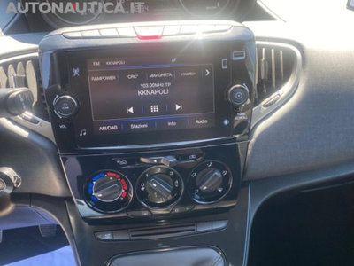 Lancia Ypsilon 1.0 FireFly 5 porte S&S Hybrid Ecochic A. Ferretti (11)