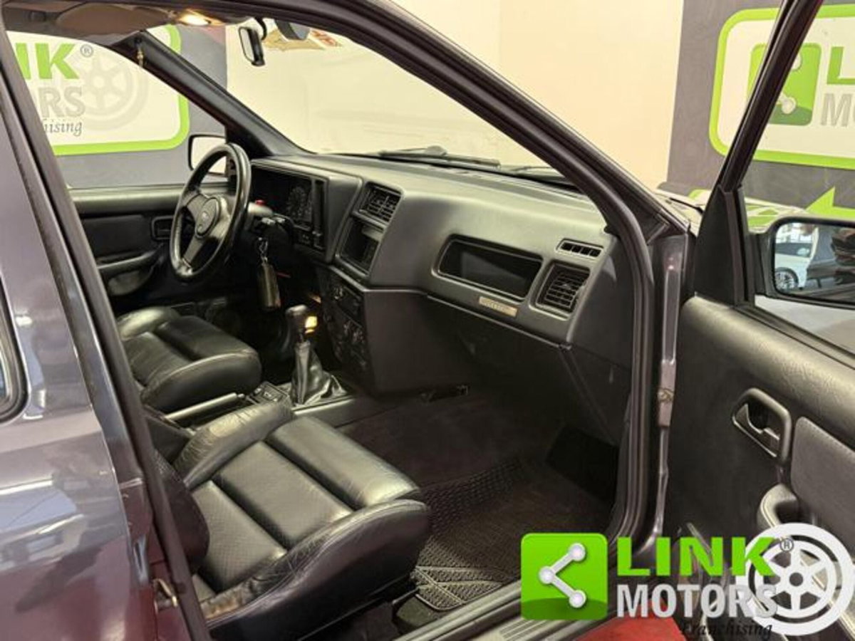 Ford Sierra 4 porte 4x4 Cosworth (11)