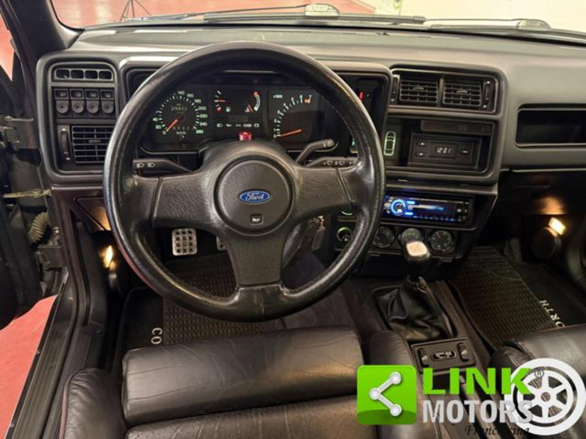 Ford Sierra 4 porte 4x4 Cosworth (16)