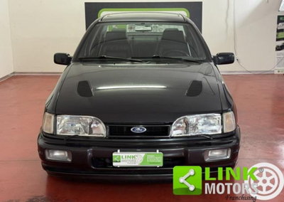 Ford Sierra 4 porte 4x4 Cosworth (2)