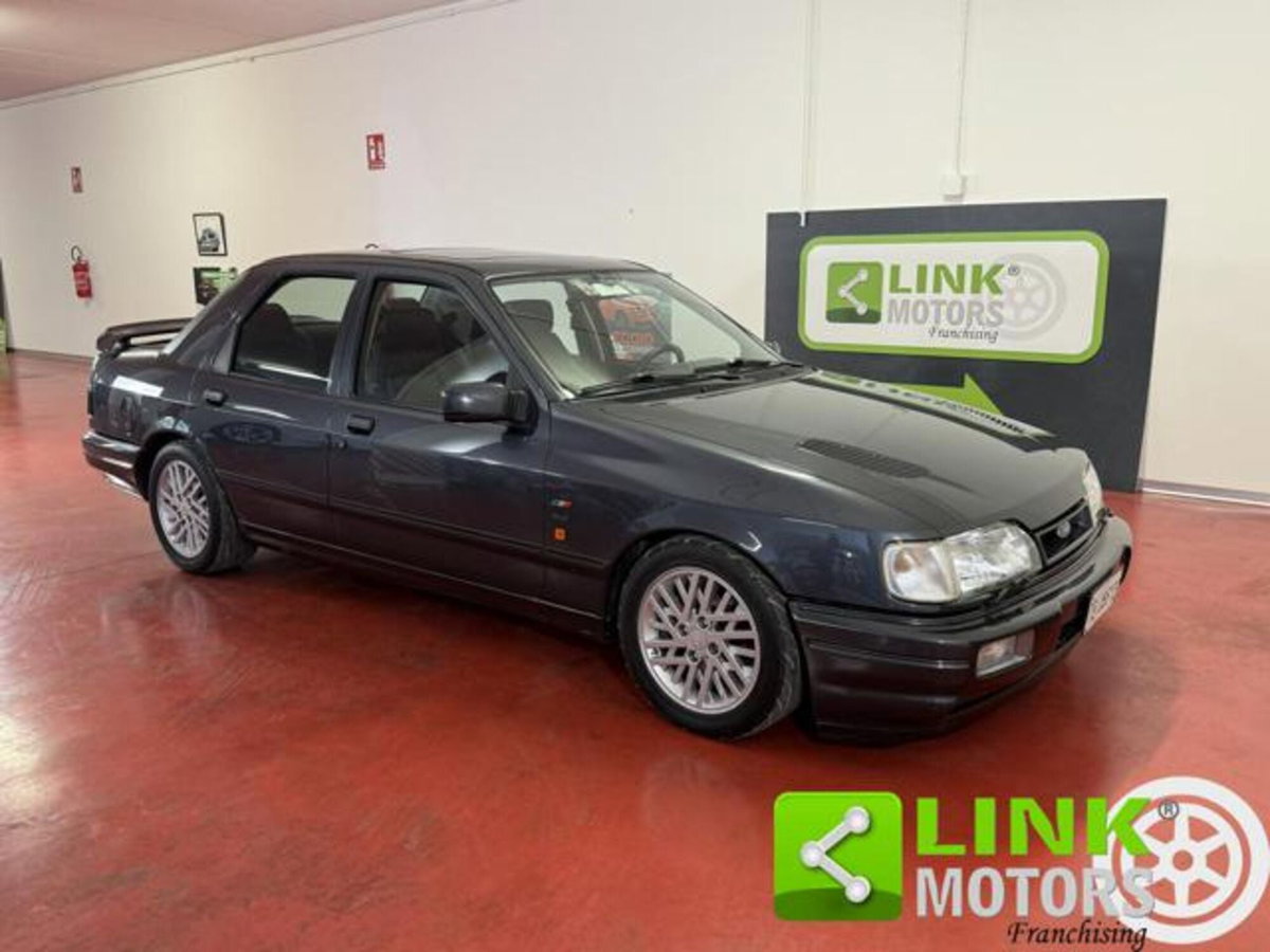 Ford Sierra 4 porte 4x4 Cosworth (8)