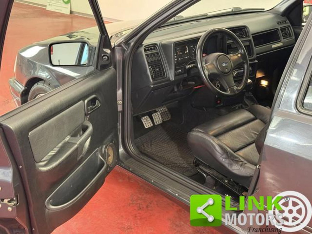 Ford Sierra 4 porte 4x4 Cosworth (9)