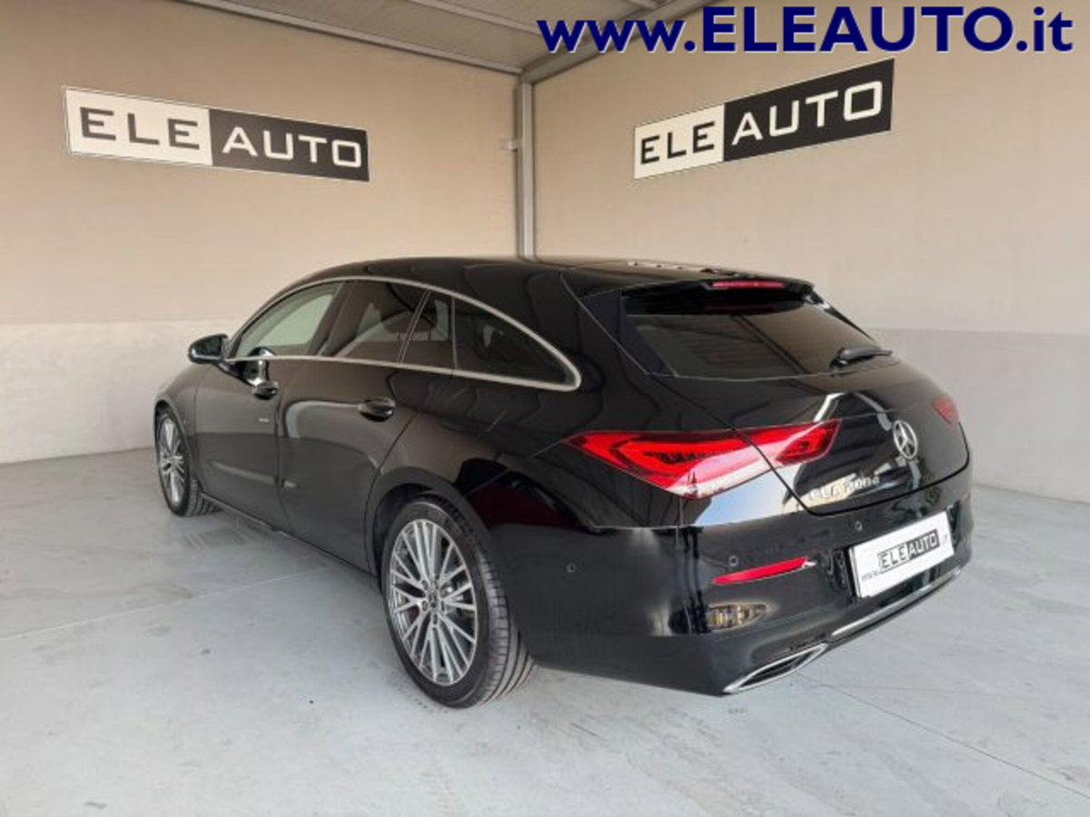 Mercedes-Benz CLA Shooting Brake 200 d Automatic Shooting Brake Sport (4)