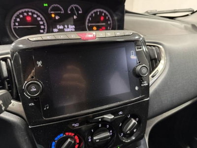Lancia Ypsilon 1.0 FireFly 5 porte S&S Hybrid Gold Plus (11)