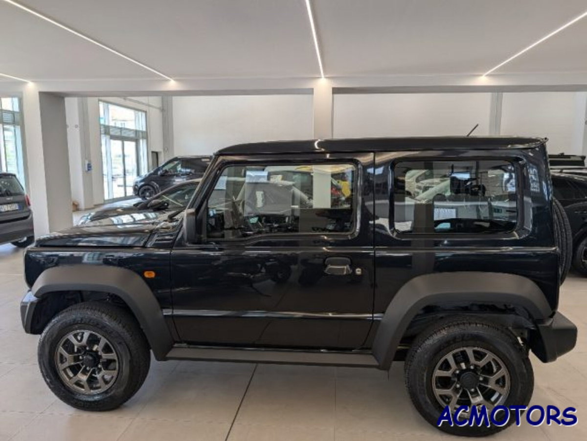 Suzuki Jimny 1.5 5MT Top (4)