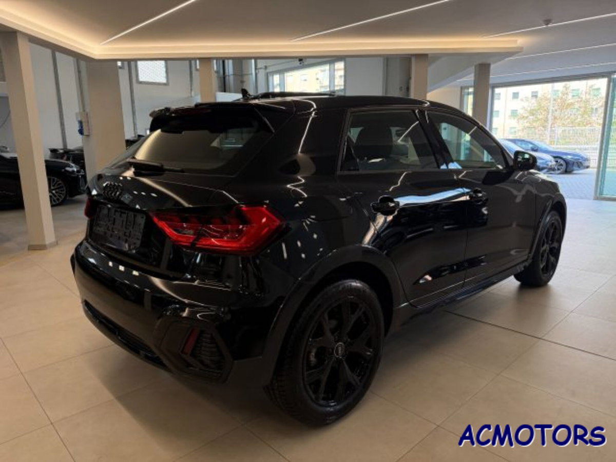 Audi A1 allstreet allstreet 35 TFSI S tronic Identity Contrast (5)