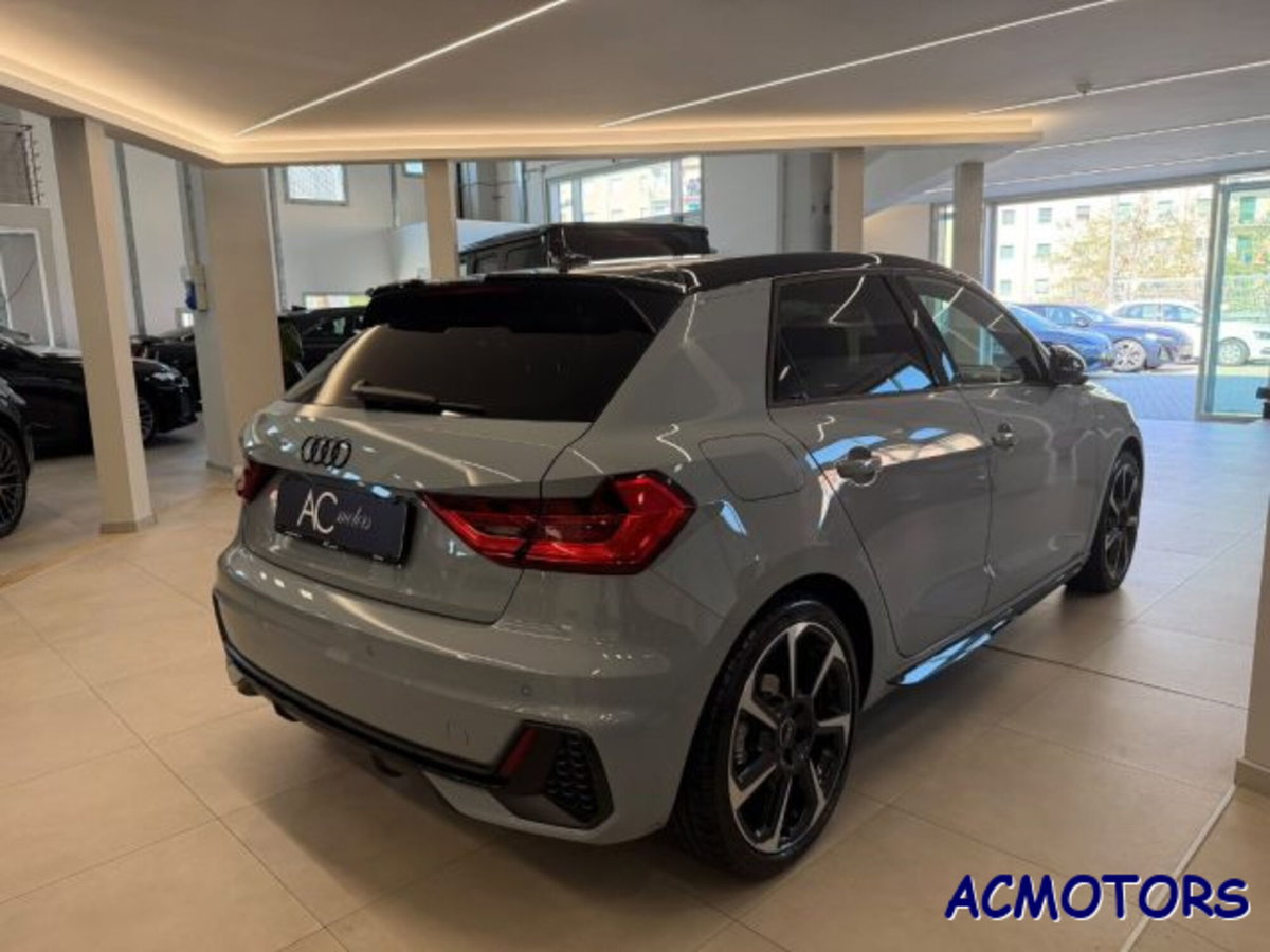 Audi A1 Sportback 35 TFSI S tronic Identity Black (15)