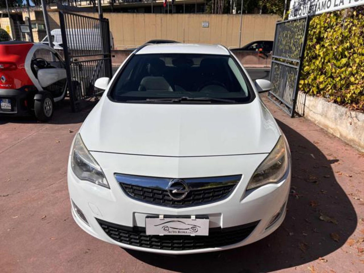 Opel Astra Station Wagon 1.4 Turbo 140CV Sports GPL Tech Cosmo (2)