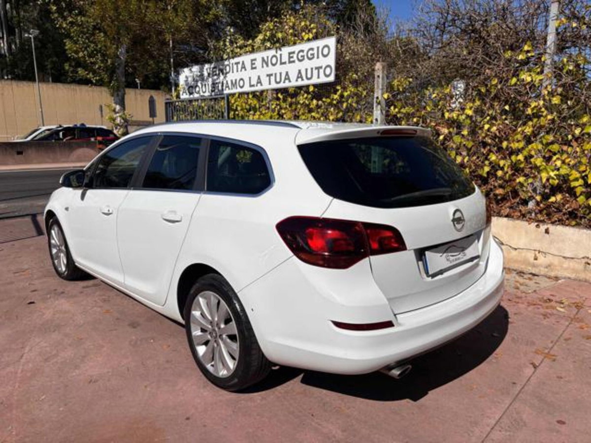 Opel Astra Station Wagon 1.4 Turbo 140CV Sports GPL Tech Cosmo (7)
