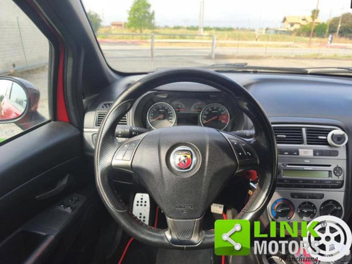 Abarth Grande Punto 1.4 T-Jet 16V 180 CV 3 porte SS (12)