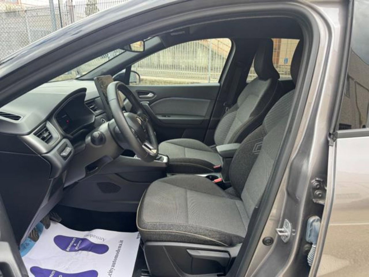Renault Captur TCe 90 CV Techno (5)