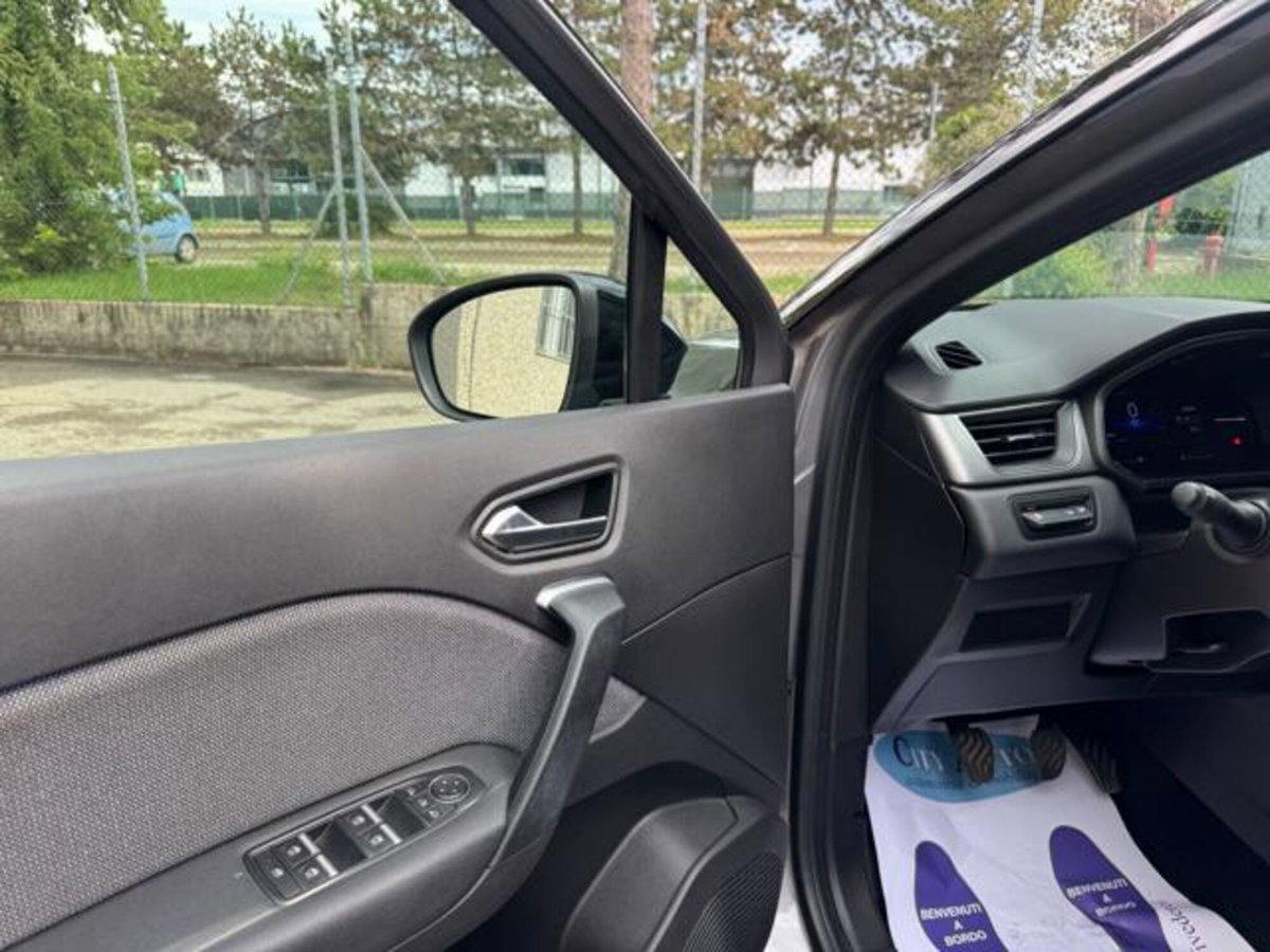Renault Captur TCe 90 CV Techno (7)