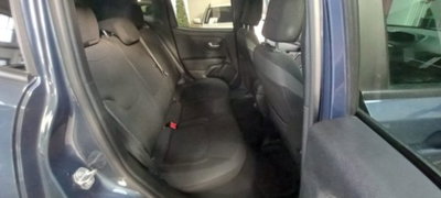 Jeep Renegade 1.3 T4 190CV PHEV 4xe AT6 Limited (9)