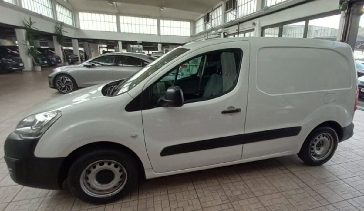 Peugeot Partner Furgone BlueHDi 100 L2 Furgone Comfort (2)
