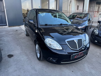Lancia Ypsilon 1.2 Platino (3)