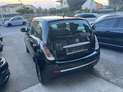Lancia Ypsilon 1.2 Platino (5)