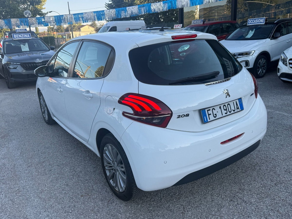 Peugeot 208 82 5p. GPL Active (4)