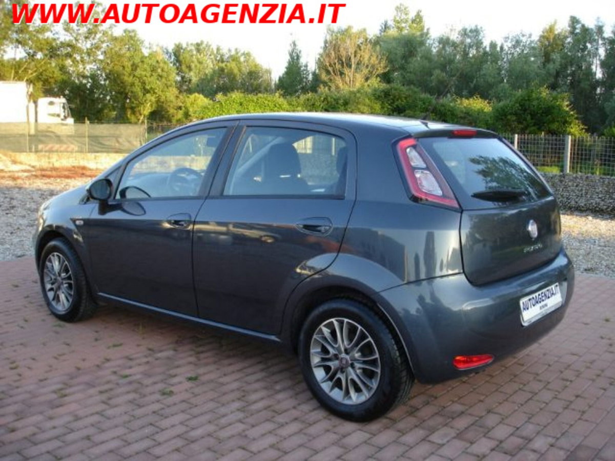 Fiat Punto 1.3 MJT II S&S 95 CV 5 porte Lounge (4)