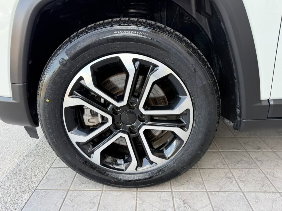 Jeep Compass 1.3 T4 190CV PHEV AT6 4xe Limited (11)