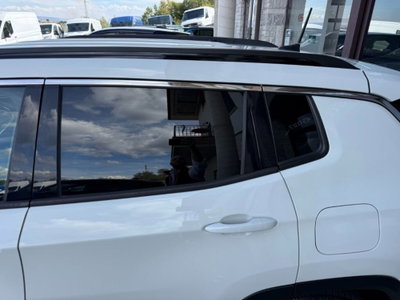 Jeep Compass 1.3 T4 190CV PHEV AT6 4xe Limited (13)