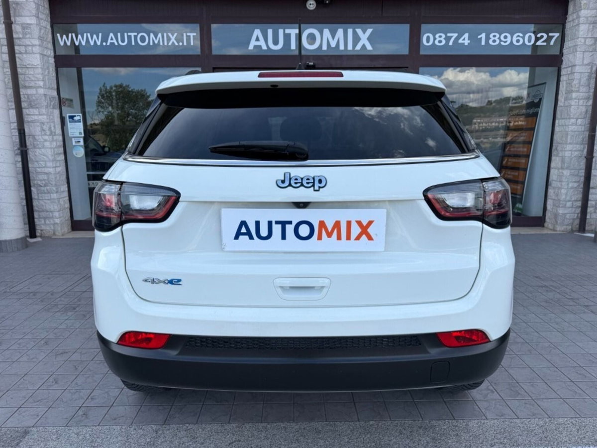 Jeep Compass 1.3 T4 190CV PHEV AT6 4xe Limited (15)