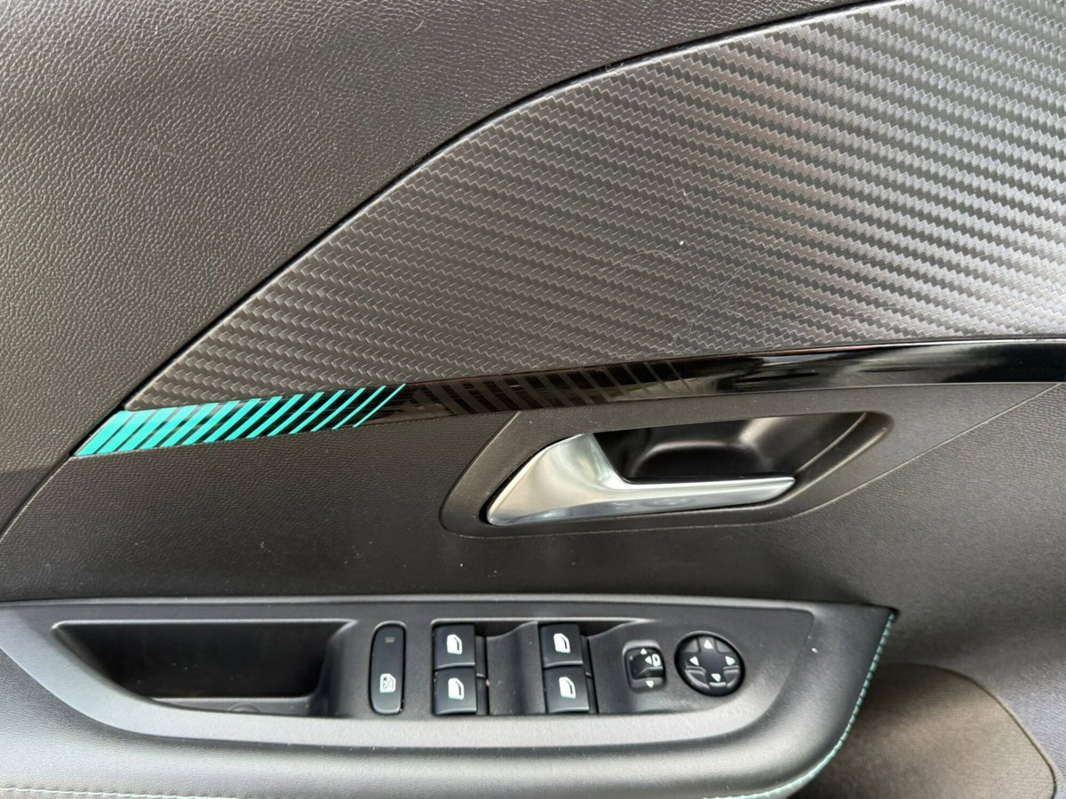 Peugeot 208 PureTech 100 Stop&Start 5 porte Allure (20)
