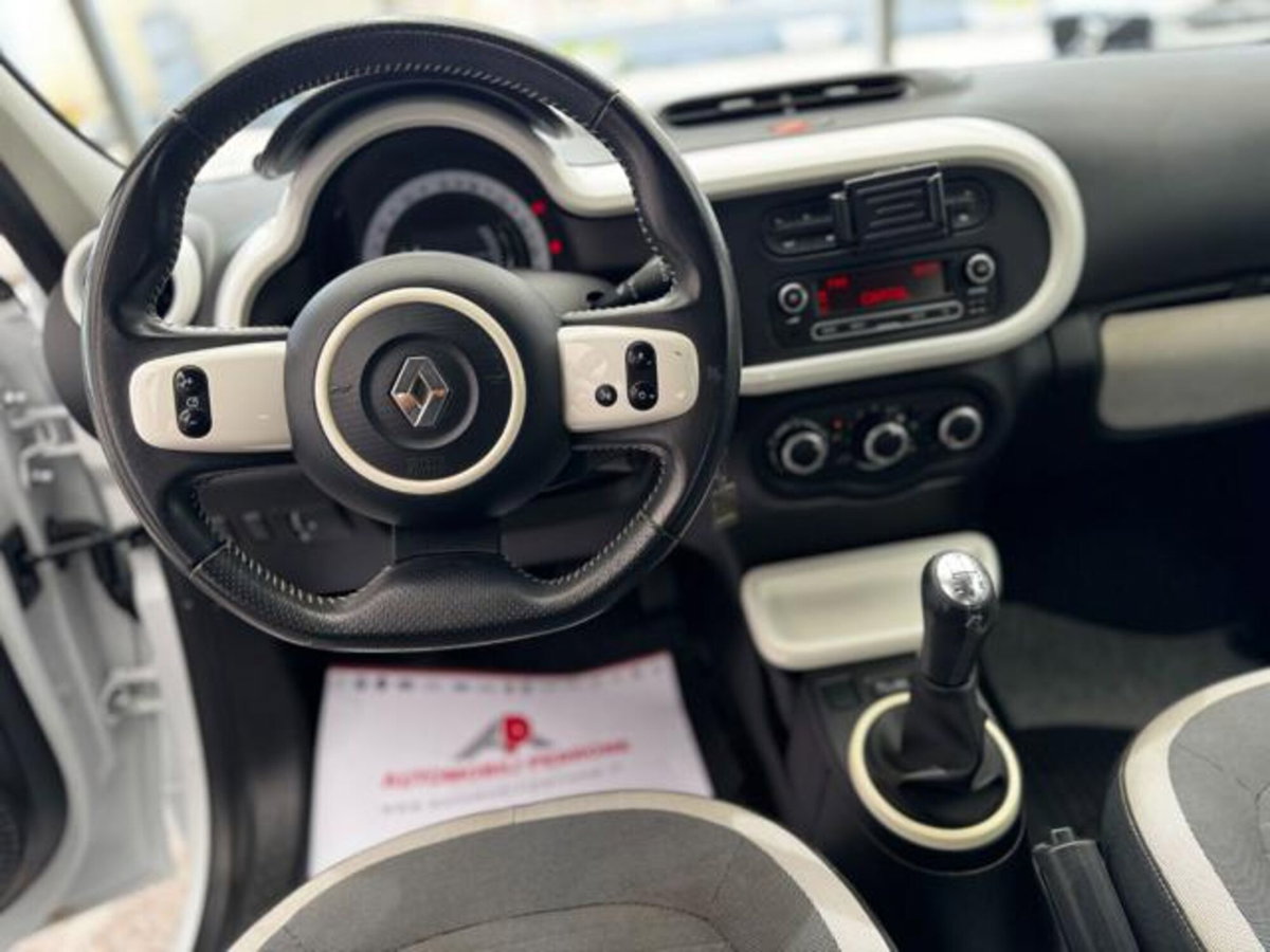 Renault Twingo SCe Stop&Start Intens (17)